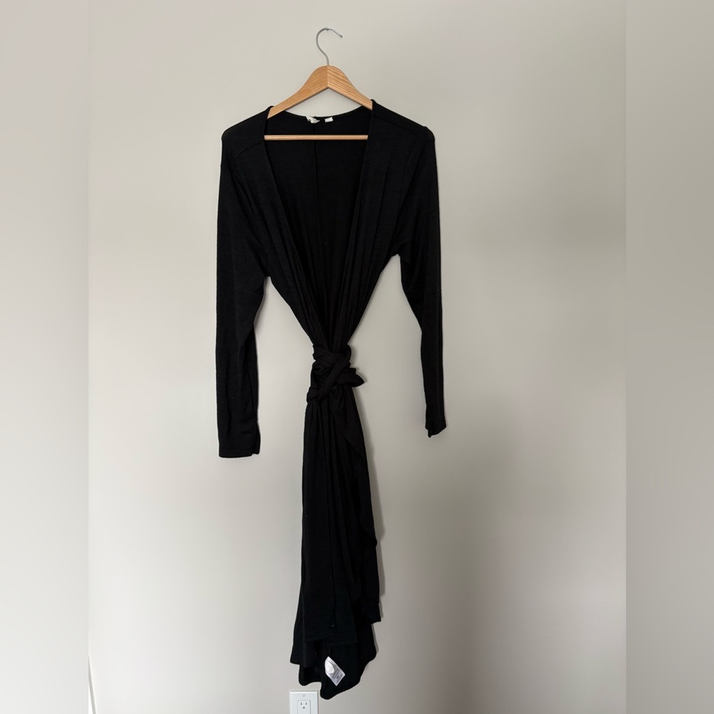 GAP Black Wrap Dress Long Sleeve Women’s Size L Classic Minimalist